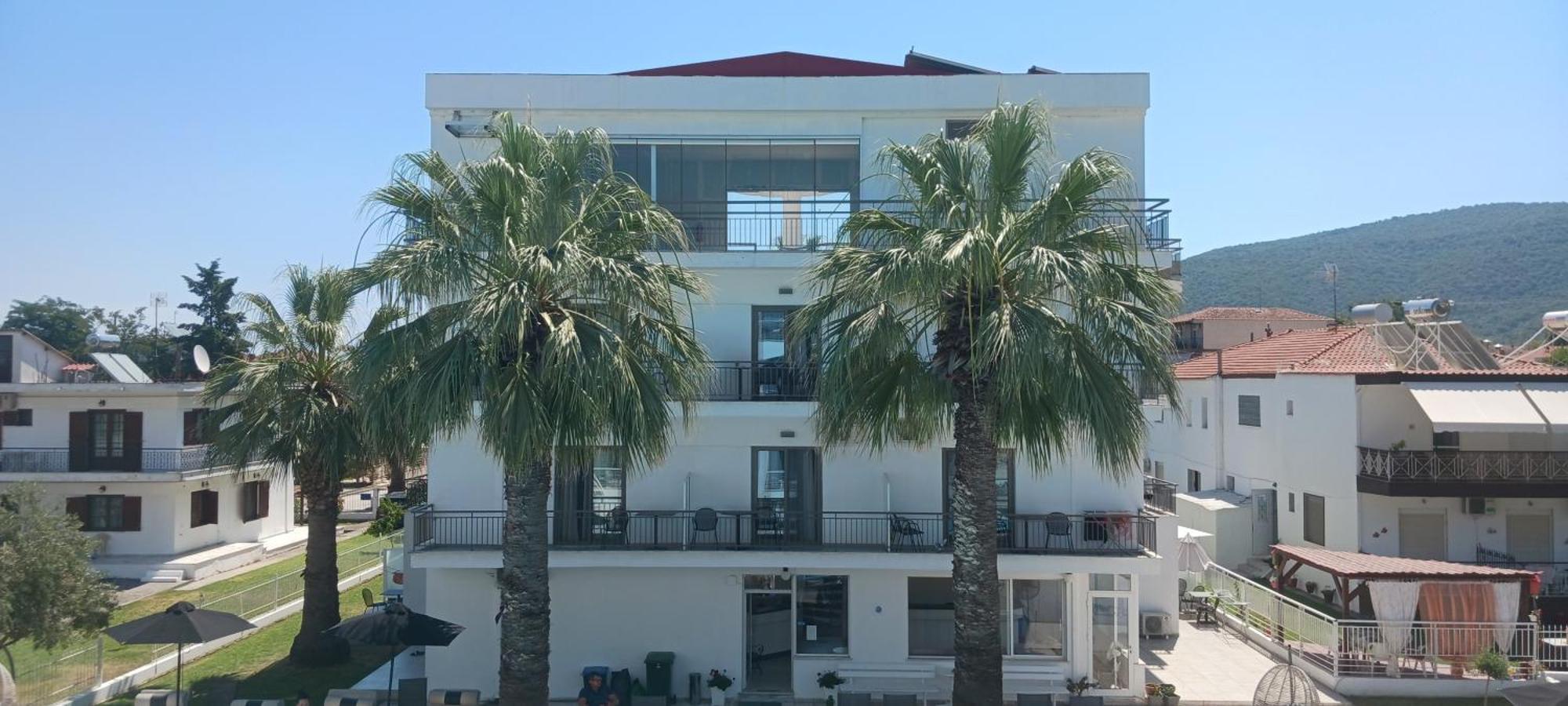 Stavros Beach Hotel Exterior photo