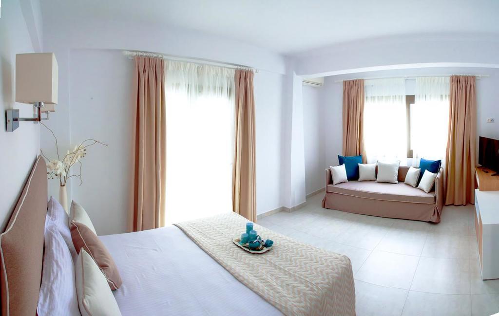 Stavros Beach Hotel Exterior photo